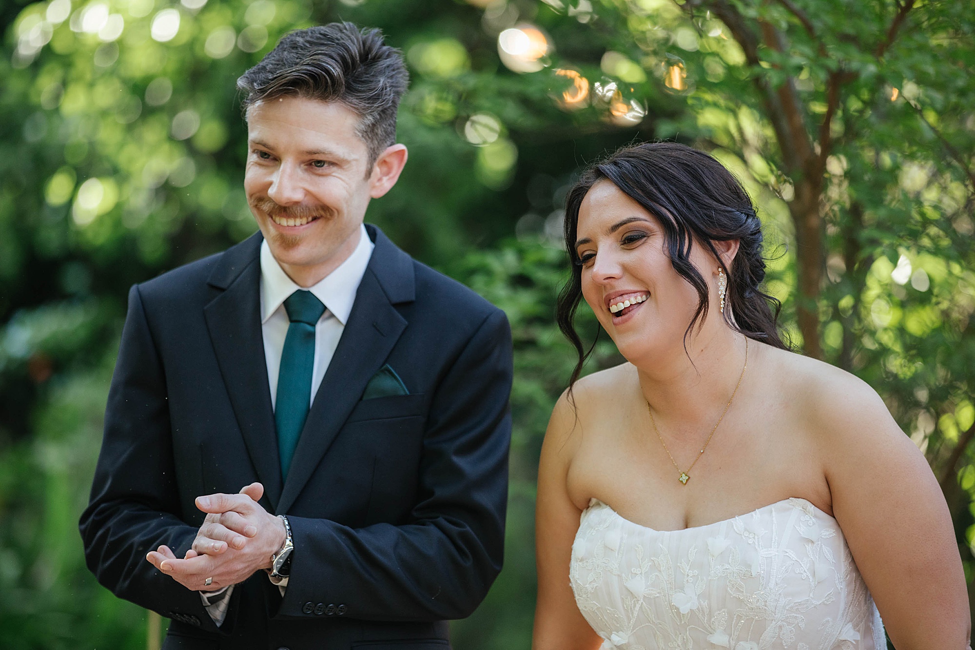 Wedding photography at Goldmines Hotel Bendigo by Tanya Strauss Photography